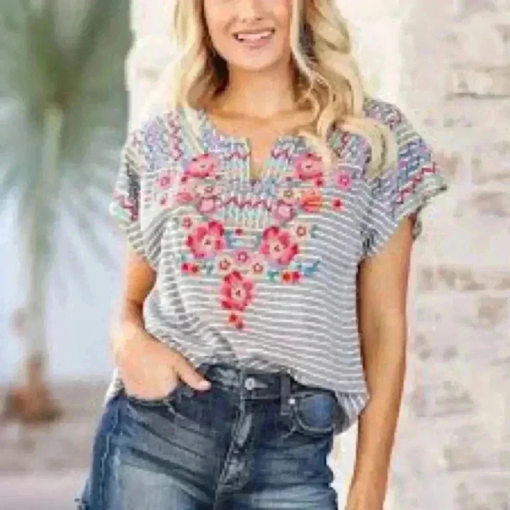 Savanna Jane Embroidered Short Sleeve Top